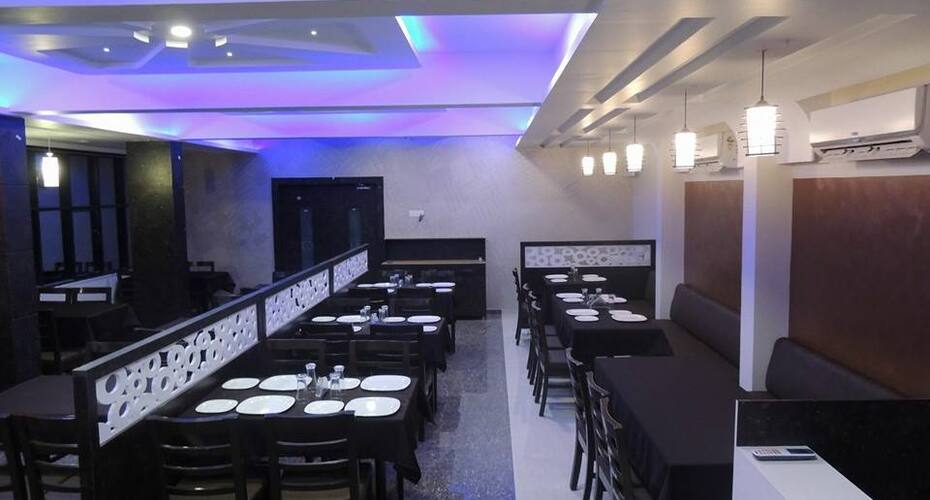 Hotel Ashirwad Palace, Mandvi 4